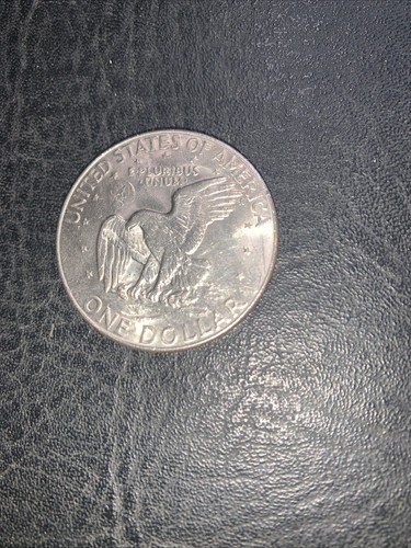 1977 Eisenhower One Dollar US Coin - Picture 7 of 8