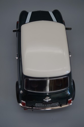 1/12 Schuco 450671500 Mini Cooper British Racing Green Metallic -DK556 - Bild 6 von 11