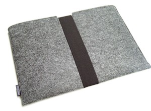felt macbook pro sleeve