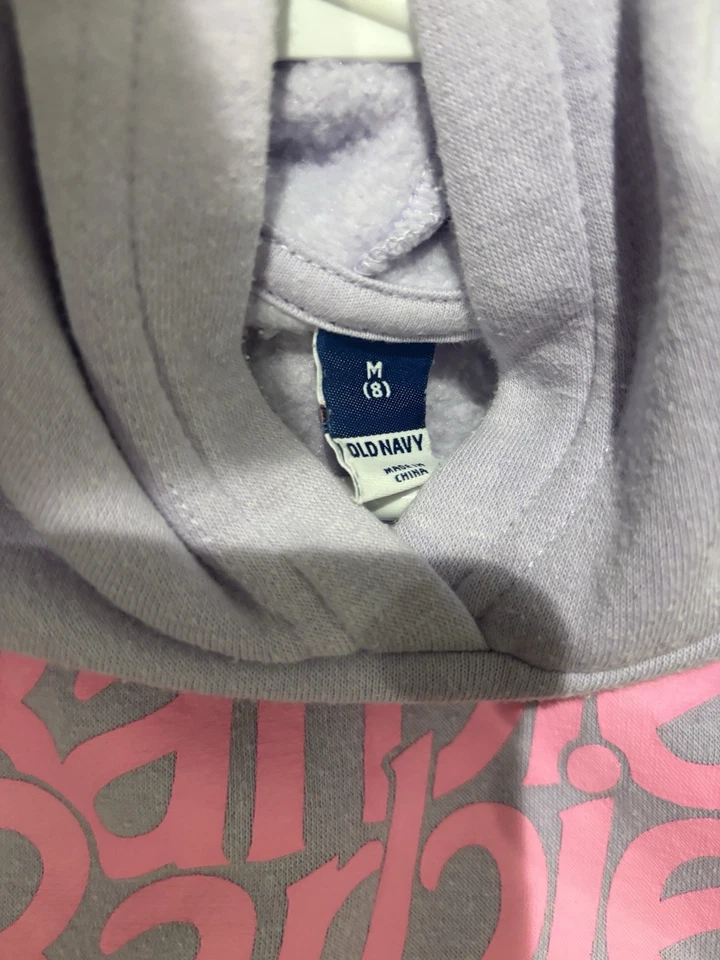 Толстовка с капюшоном для девочек Barbie сиреневая фиолетовая с белыми и ярко-розовыми буквами размер 8 средняя - Изображение 4 из 4