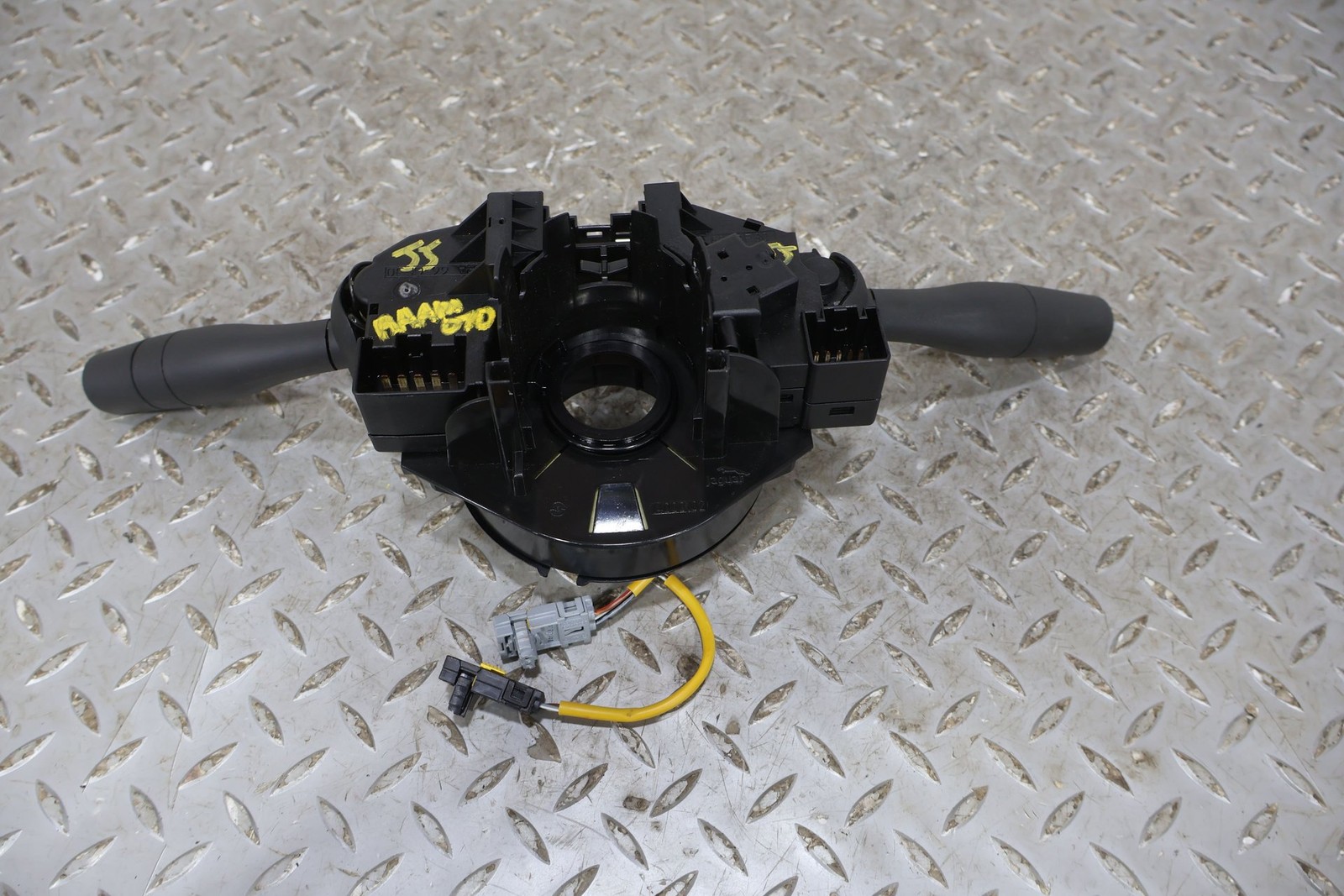 Aston Martin V8 Vantage 2010 Side repeater light P/N 1X4313335AF