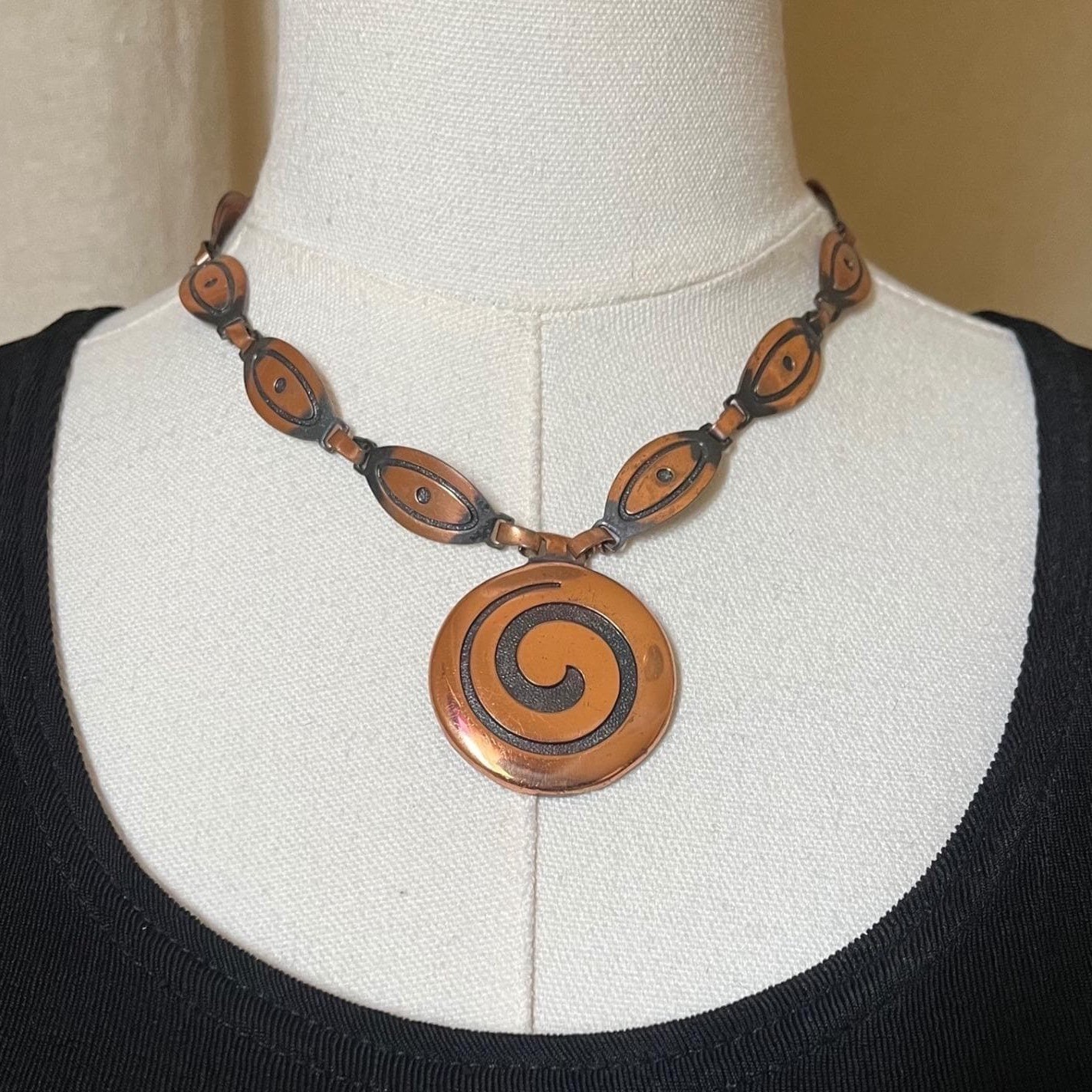 Vintage Copper Enamel Spiral Pendant Necklace Modernist 17