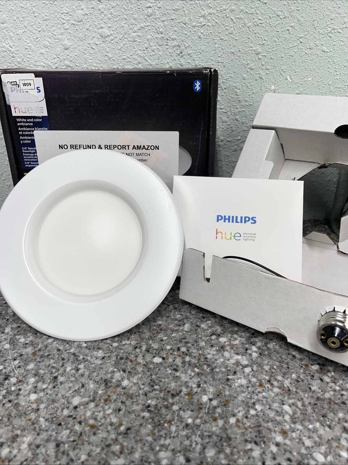 PHILIPS HUE Smart Recessed 6" LED Downlight White Color-Changing Light 5996611U5