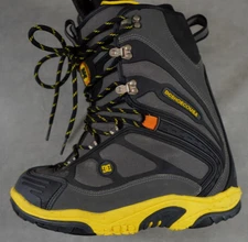 DC SHOE USA REVOLUTION SNOWBOARD BOOTS, GRAY/YELLOW MENS US 11 Pumpable LINER