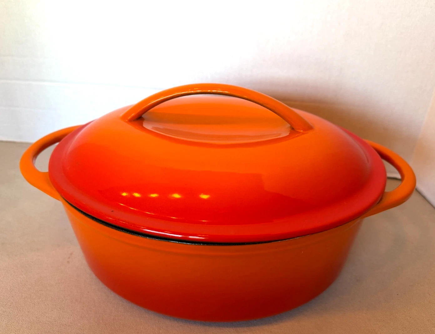 4-Qt. Burnt Orange ombre Enameled Cast Iron Dutch Oven w Lid La Gourmet Oval
