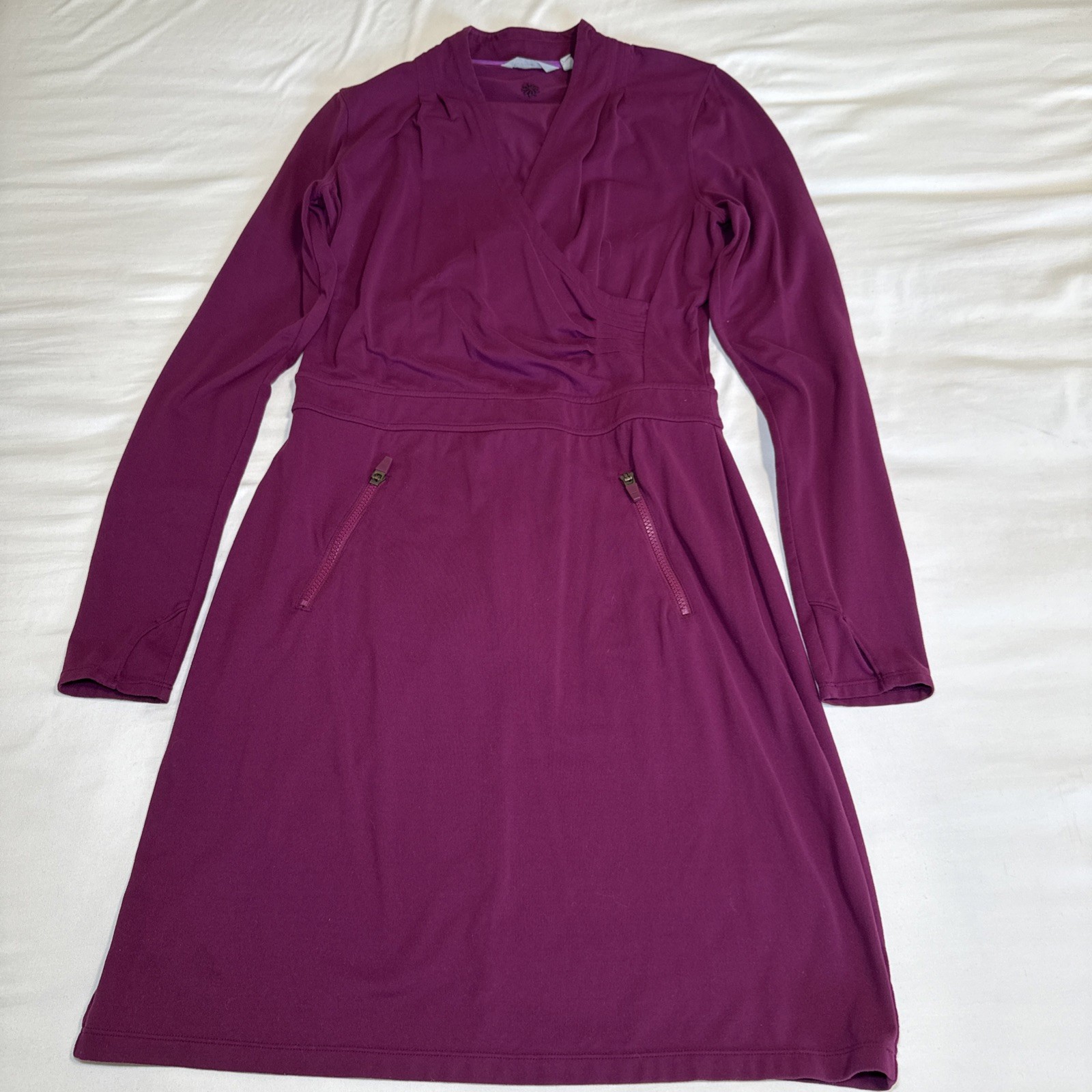 ATHLETA Suedy Lady Dress Womens MT Tall Burgundy Pockets Thumbholes Surplice EUC
