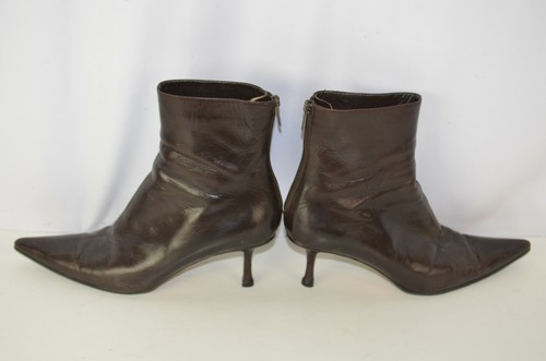 Jimmy Choo Women's Ankle Booties Size 38.5 Brown Leather Kitten Heel Pointy 8.5 - Picture 3 of 12