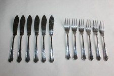 Service ménagère à poissons 6 fourchettes 6 couteaux Apollonox