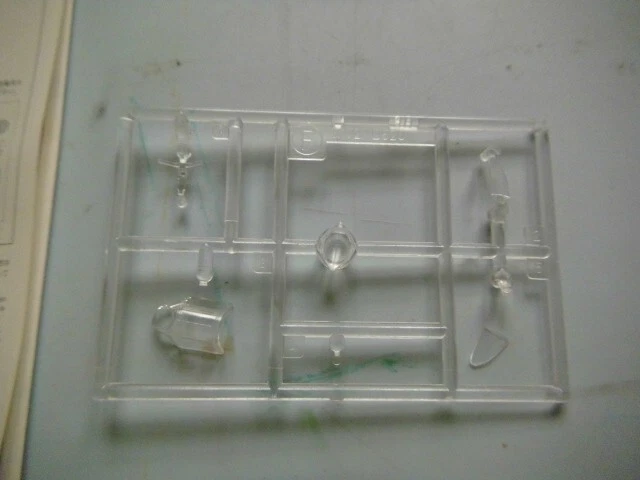 HASEGAWA 1/72 DEWOITINE D 520 " NON SIGILLATO COMPLETO ITALIANIZZABILE RARE KIT - Immagine 4 di 4