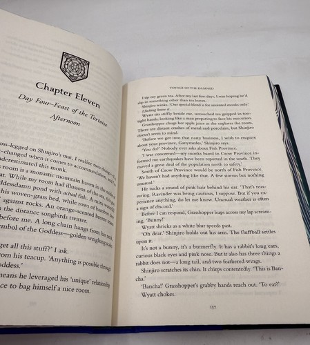 Voyage of the Damned ~ von Frances White Hardcover 2024 - Bild 13 von 15