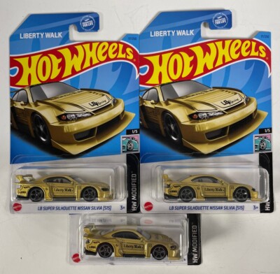 Hot Wheels LB Liberty Walk Super Silhouette Nissan Silvia S15 Gold