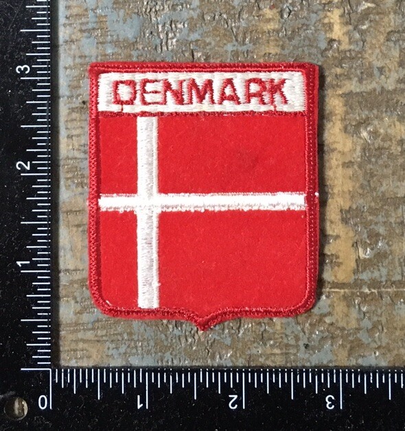 Vintage DENMARK Country Flag Travel Souvenir Embroidered Patch 1970’s Felt
