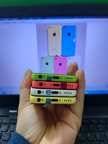 90%N ew A+ Apple iphone 5C UNlocked 8GB White/Yellow/Green/Pink/Blue Good Gift - Afbeelding 11 van 13