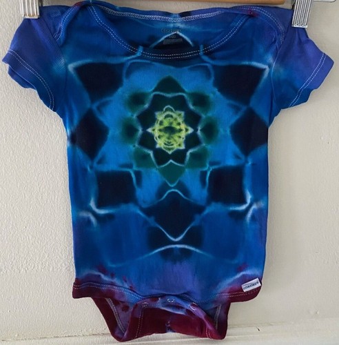Nuevo Tie Dye 3-6 meses Gerber Onsies 100% algodón manga corta todas las estaciones todos los días - Imagen 7 de 15