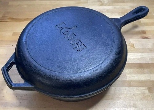 Lodge Cast Iron Combo Cooker w/ Skillet lid Dutch Oven 10 in - 3 in Deep USA - Picture 17 of 17