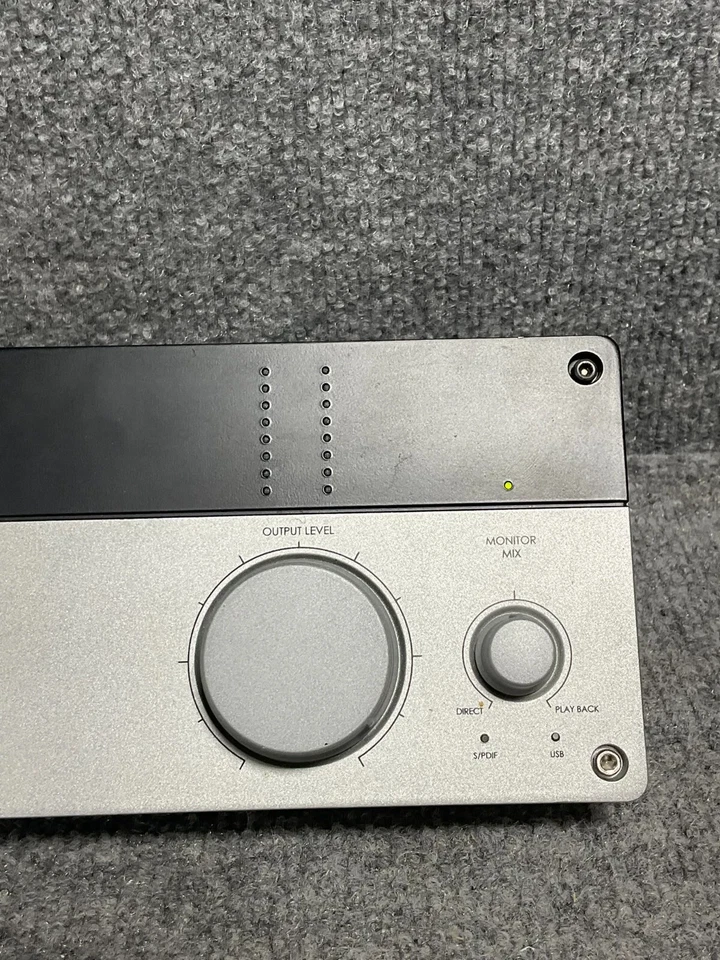 Lexicon I-ONIX U42S USB Audio Interface 🎛️ 4x2 Desktop Recording Studio – Silve - Image 2 of 4