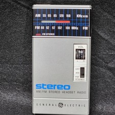 General Electric Stereo Portable AM/FM Radio Headset Vintage Model No. 7-1600B