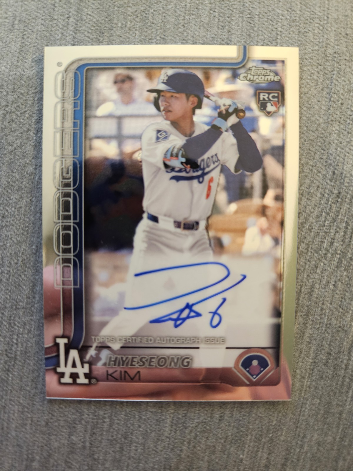 Hyeseong Kim 2025 Topps Chrome Rookie Autograph