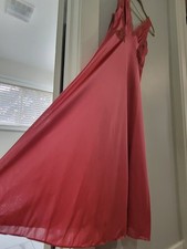 VINTAGE, Lily of France Rosa Puieo-Szule Peignoir Set Size Small