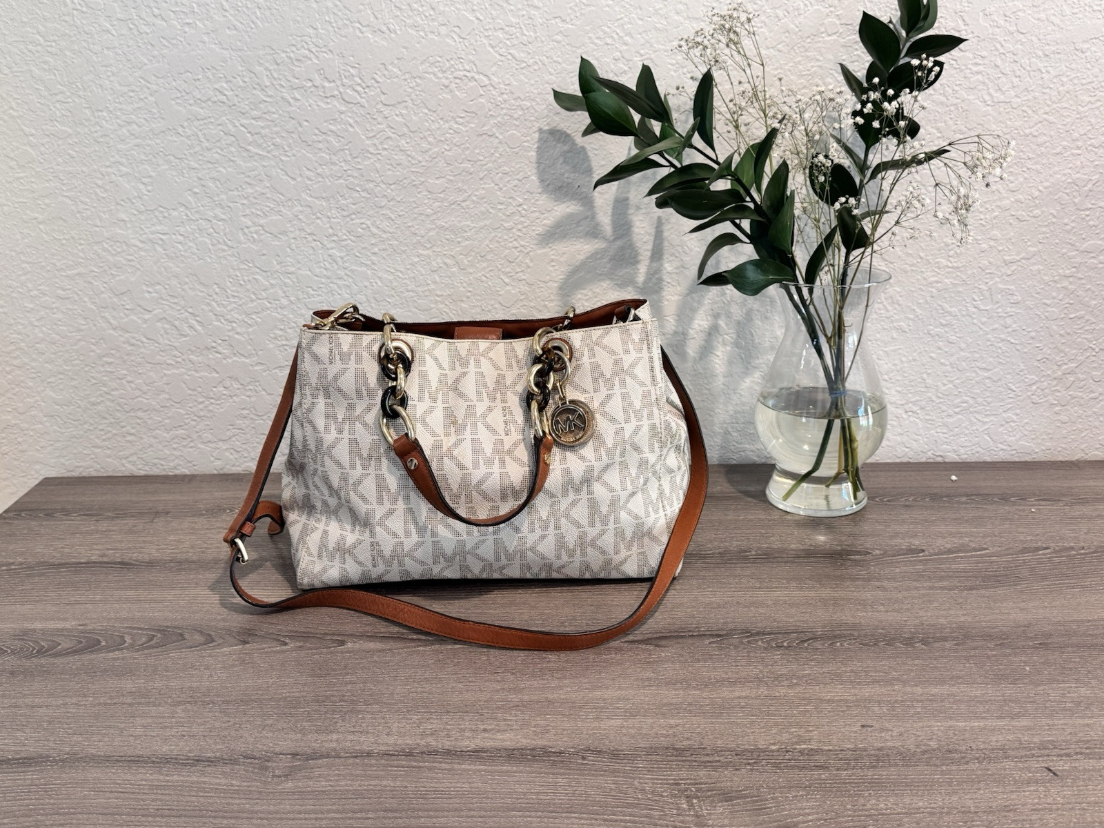 authentic michael kors handbag - image 1