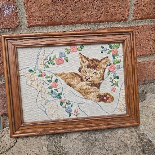Complete Framed Vintage 1989 Dimensions Crewel Napping Kitten Cat Cute