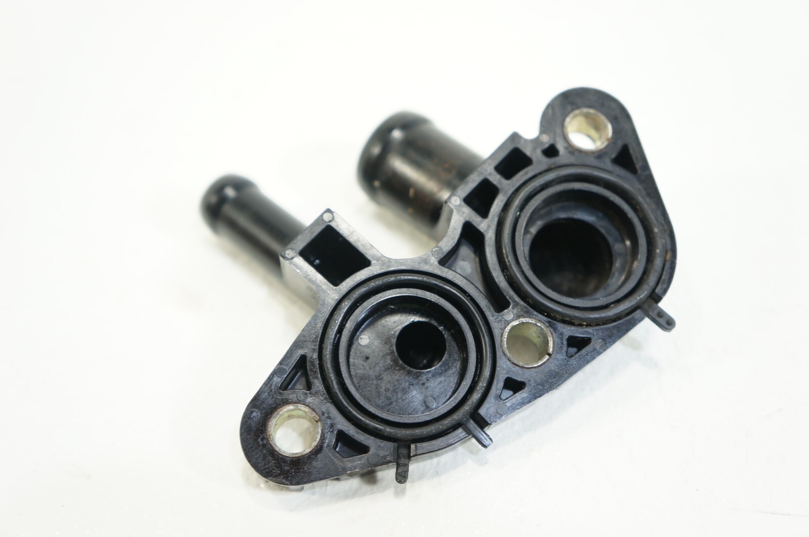 20112013 Subaru Forester 2.5l engine crankcase breather hose pipe