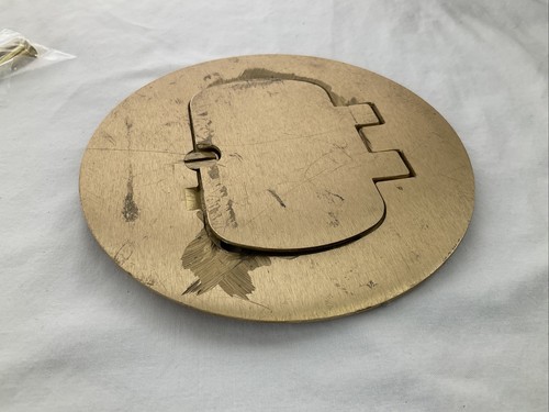 Carlon 2-Gang Round Floor Box Cover Brass 6 inch - Picture 5 of 11