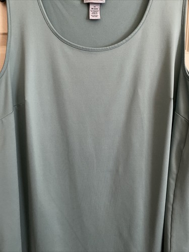 Catherines Light Green Sleeveless Cami Poly Spandex Tank Top OverSized 1X EUC - Picture 4 of 9