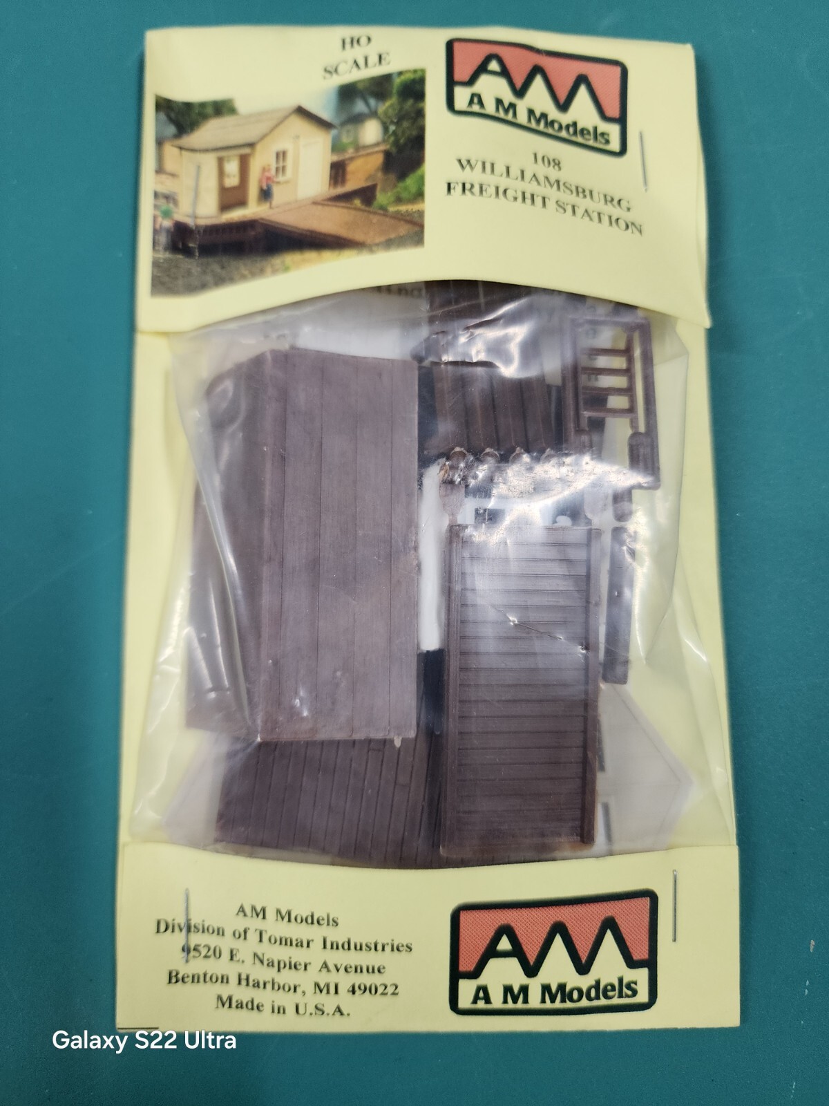 AM Models 108 HO Williamsburg Freight Station with Platform Kit | eBay