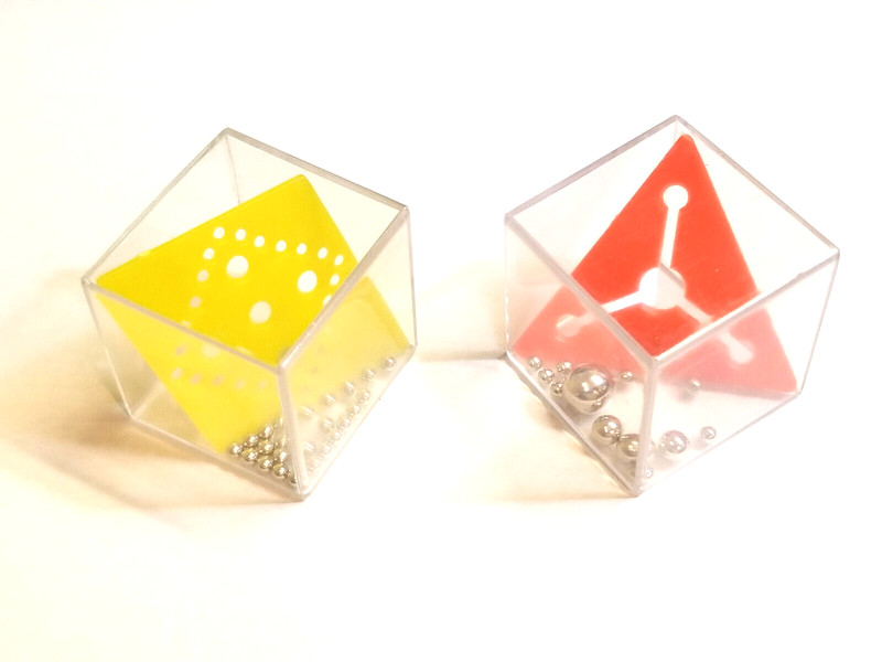 2 PLASTIC TOY PUZZLES