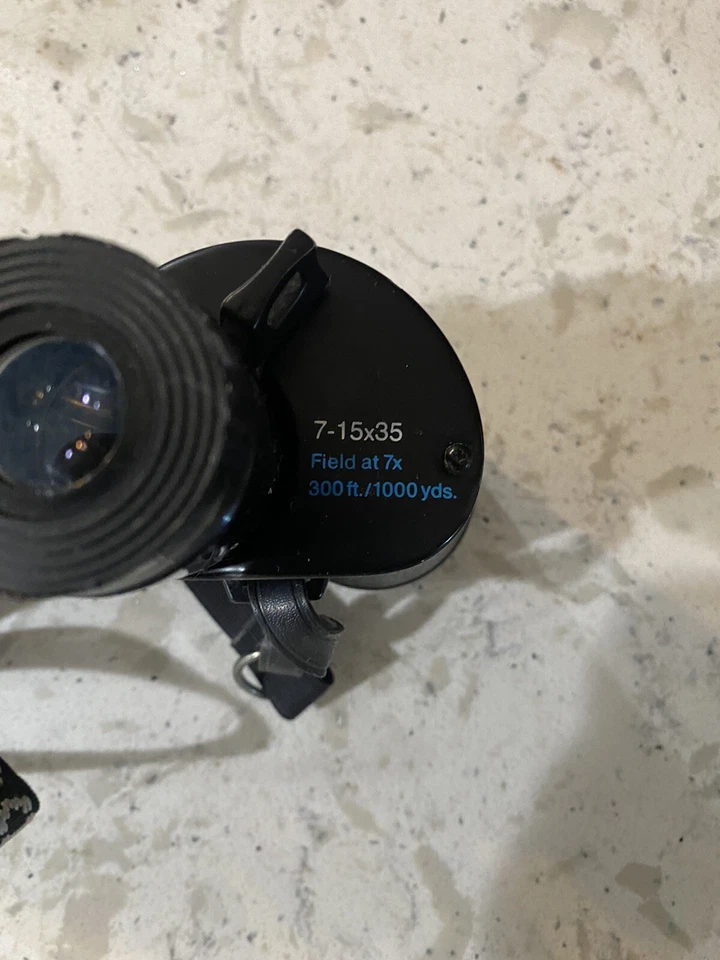 Vintage Bushnell 7-15X35 Field At 7X 300ft/1000yd Focus Zoom Binoculars - Image 4 of 4