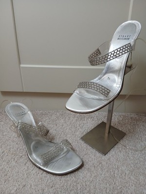 Stuart Weitzman Damen Sandalen mit Kristallverzierung und Absatz Größe UK 5 EU 38 Silber