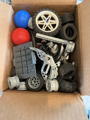 LEGO Mindstorms NXT Robots - Parts Lot Untested (lot 6)
