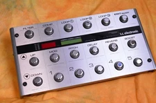 TC Electronic G System Multi-FX Guitar Processor Stomp Used