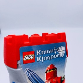 LEGO Knights' Kingdom 8785 Santis Poseable Castle Figure Red Bear NEW