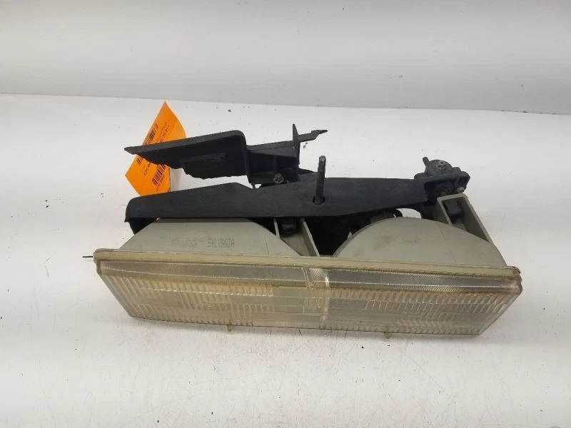 Compuesto de faros de pasajero para Chevy Suburban 1500 92-99 OEM Foto 4 de 4