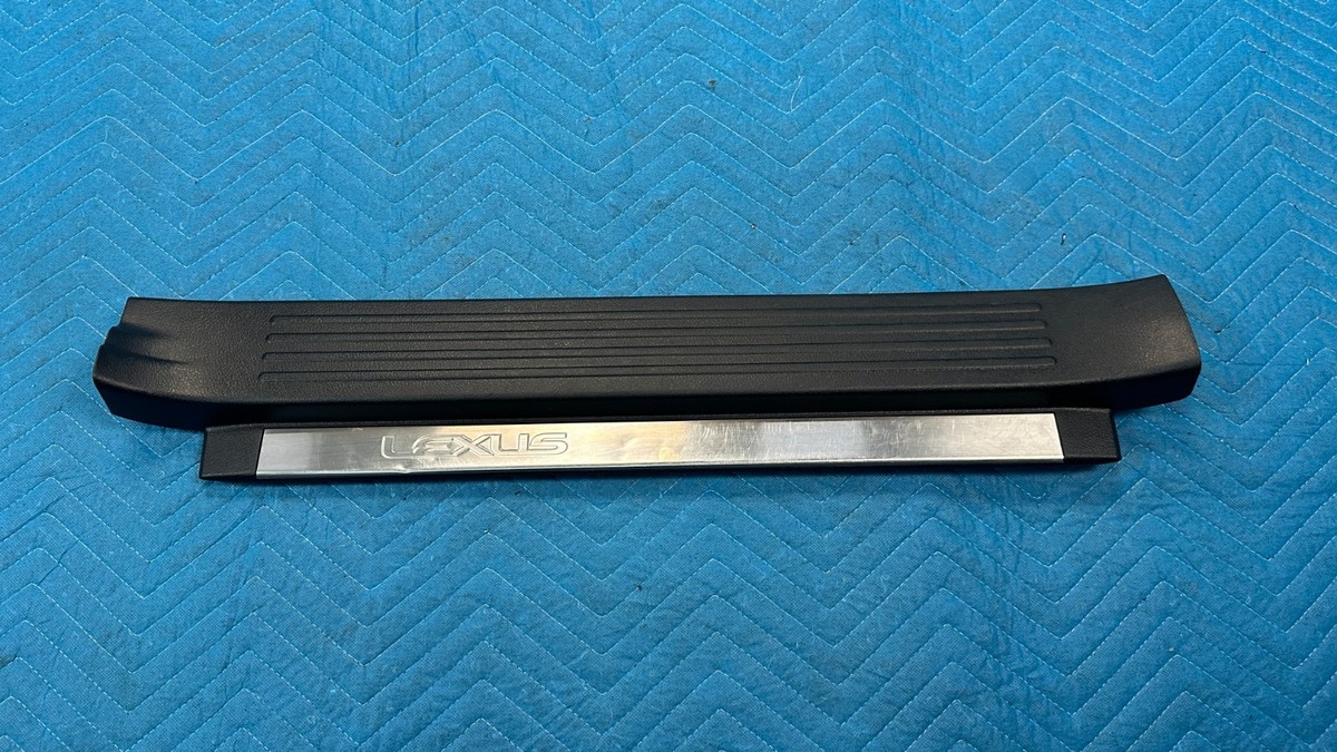 OEM Lexus GX460 Front Passenger's Door Scuff Plate Non-Illuminated
