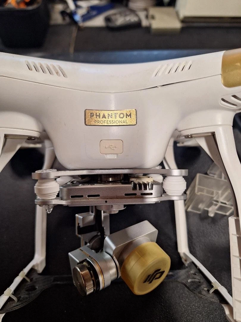 phantom3 professional 値下げ DJI Phantom 3 Professional Ready to Fly Camera Drones for Sale