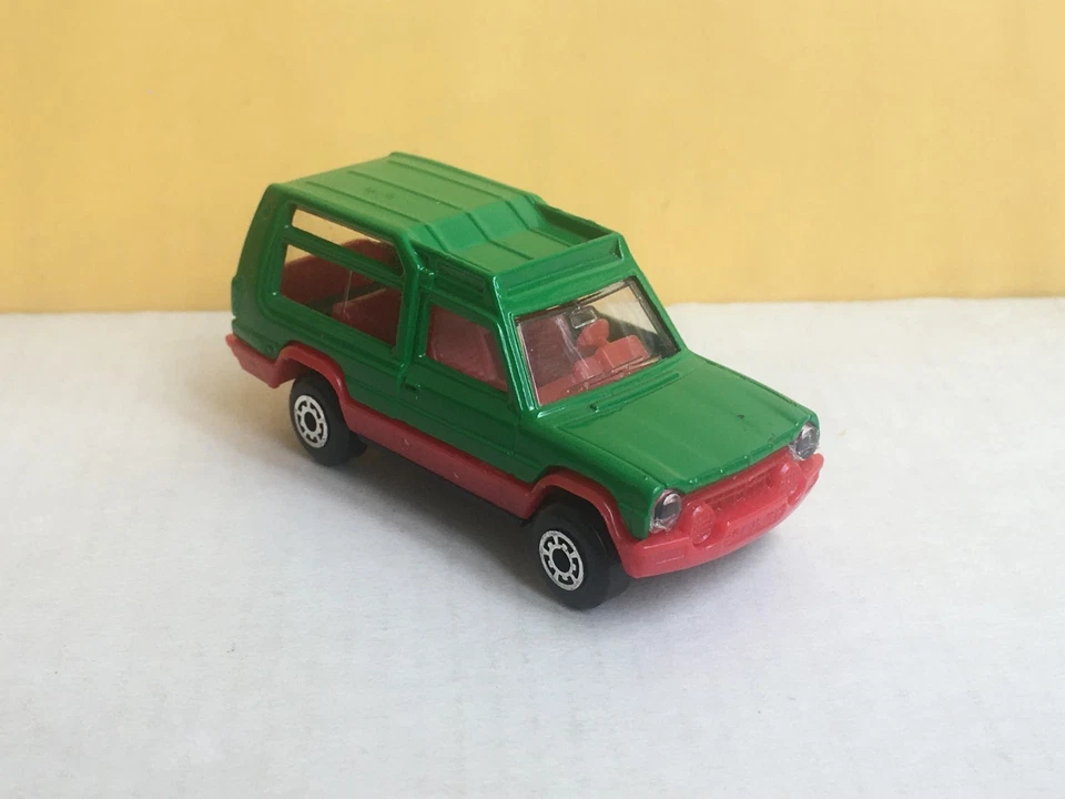 Matchbox Matra Rancho 1:60 green/red interior '82 Bulgarian base - Image 3 of 4