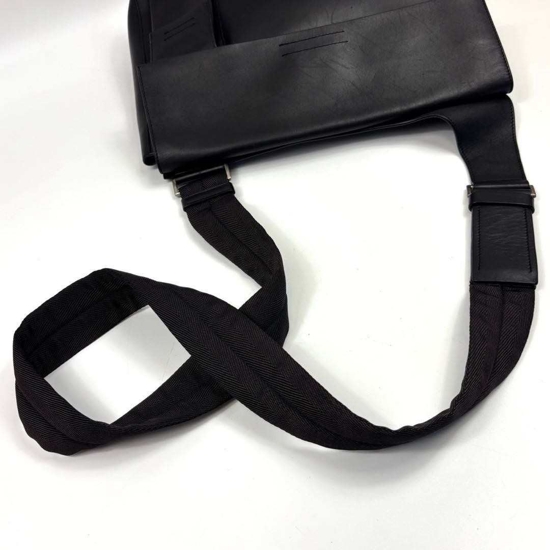 1999 PRADA Leather Shoulder Bag Black thumbnail 9