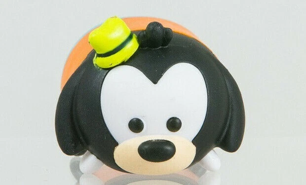 Disney Tsum Tsum Goofy Medium Vinyl Figure Series 1 eBay