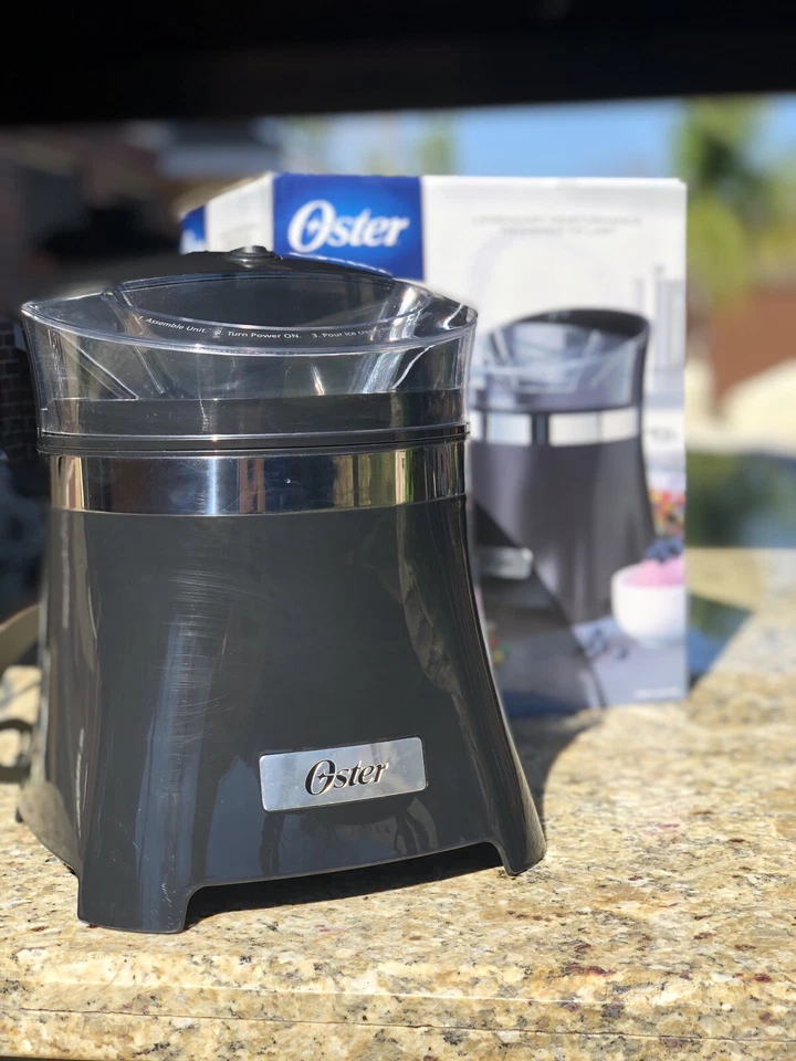 Heladería Oster Heladería, Yogur Congelado, Sorbete 1,5 cuartos Foto 2 de 4