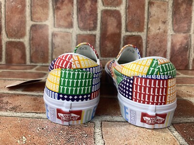 VANS Classic Slip On PRIDE LGBTQ+ Men Women Multicolor  display picture 1