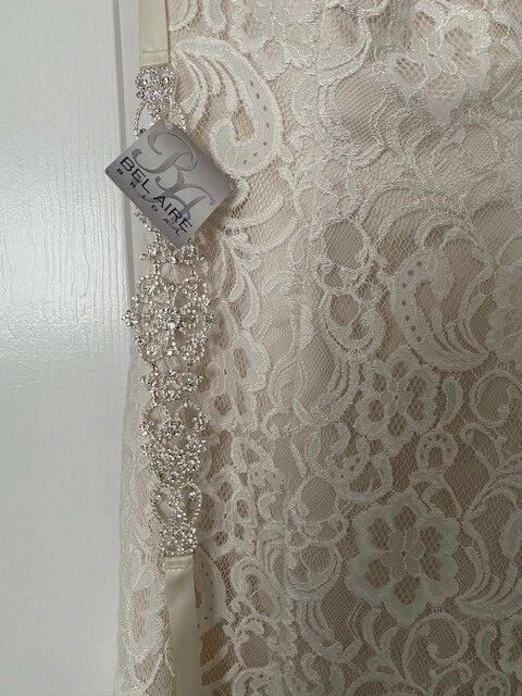 sinfonía de venus y belaire novia Foto 3 de 4