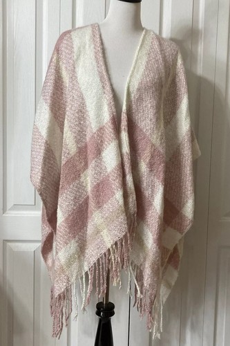 Lauren Conrad Cape Scarf Shawl Wrap One Size Soft Pink Ivory Fringe 56" x 44" - Picture 11 of 14