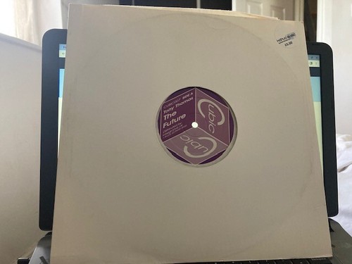 Tony Thomas – The Future 12" (2005 tech house) - Picture 3 of 4