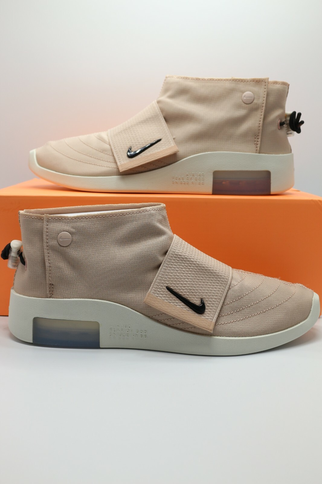 Кроссовки Nike Air Fear Of God Moc Particle Бежево-черные AT8086-200 4,5 года/6 вт