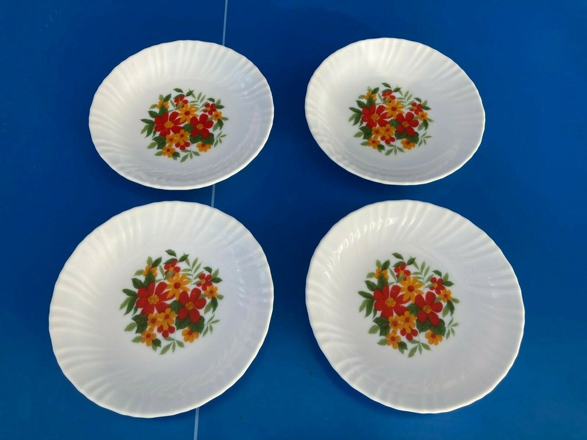 6 ASSIETTES CALOTTE FLEURS VOLUBIS 4104 ARCOPAL - Vendu 6 ASSIETTES CALOTTE FLEURS VOLUBIS 4104 ARCOPAL - Vendu