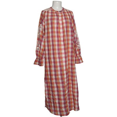 Louise Misha, Wickelkleid, Größe: 36, model: deepali, Pink/Orange/Weiß #Ule