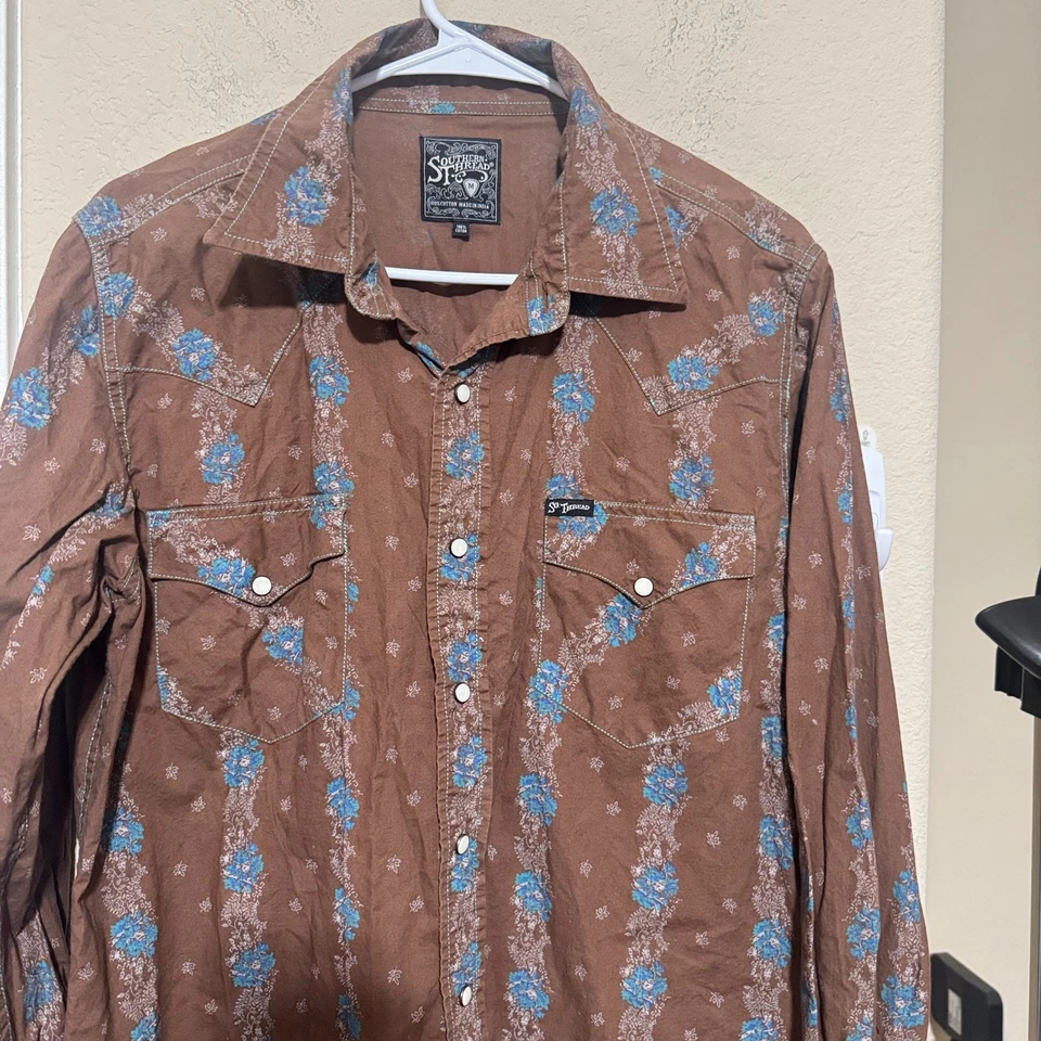 Southern Thread Long Sleeve Pearl Snap Western Floral Print Shirt Mens M Brown - Image 2 of 4